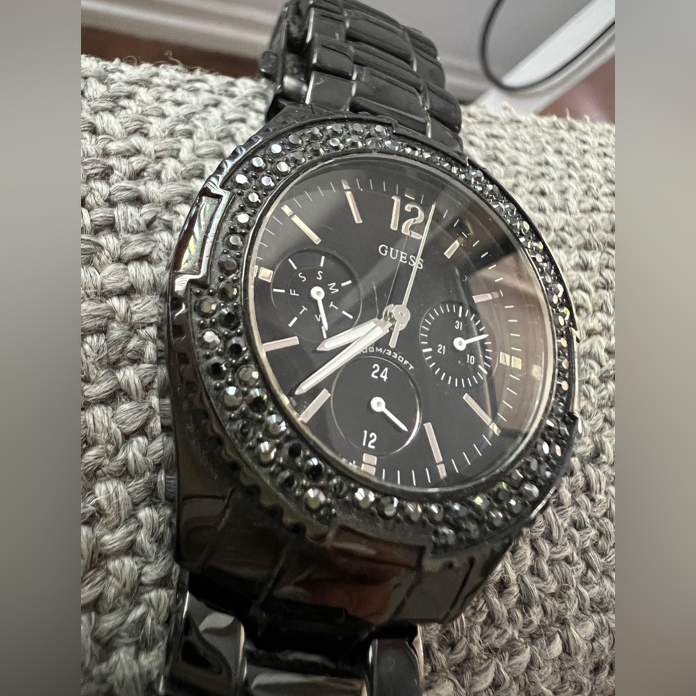 GUESS? watch - Picture 2 of 5